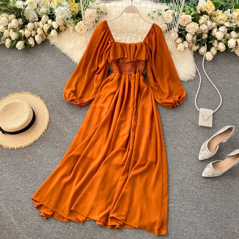 Vestido Midi com Decote Quadrado e Mangas Longas
