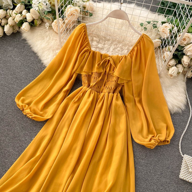 Vestido Midi com Decote Quadrado e Mangas Longas