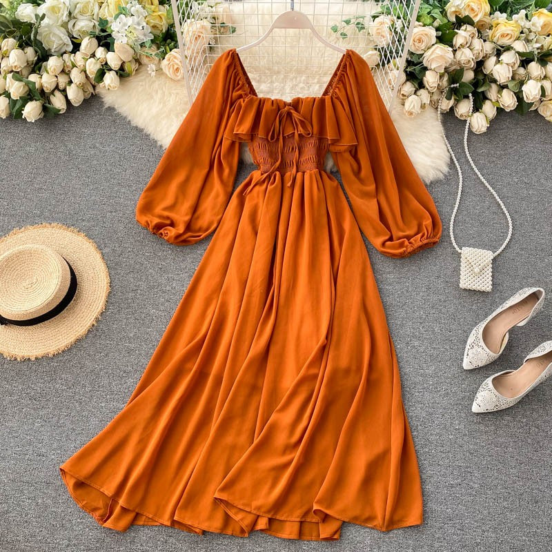 Vestido Midi com Decote Quadrado e Mangas Longas